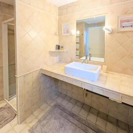 Ref Palmes D Or Apartman *
